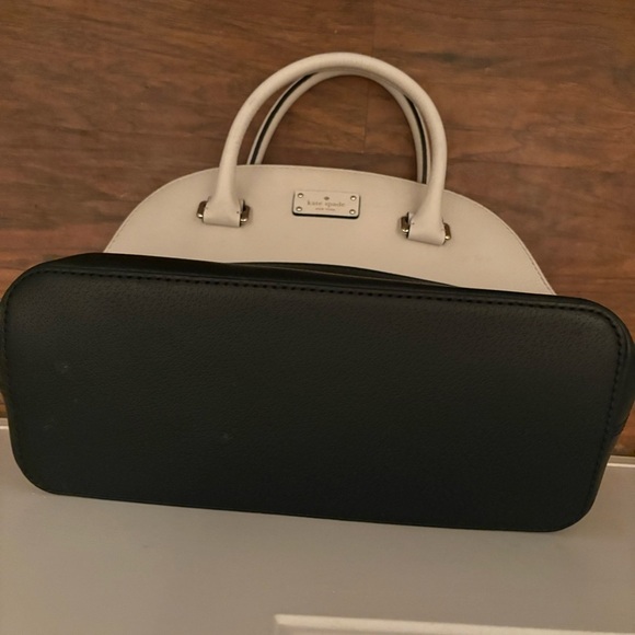 Kate Spade Black and White Dome Purse - Picture 8 of 14